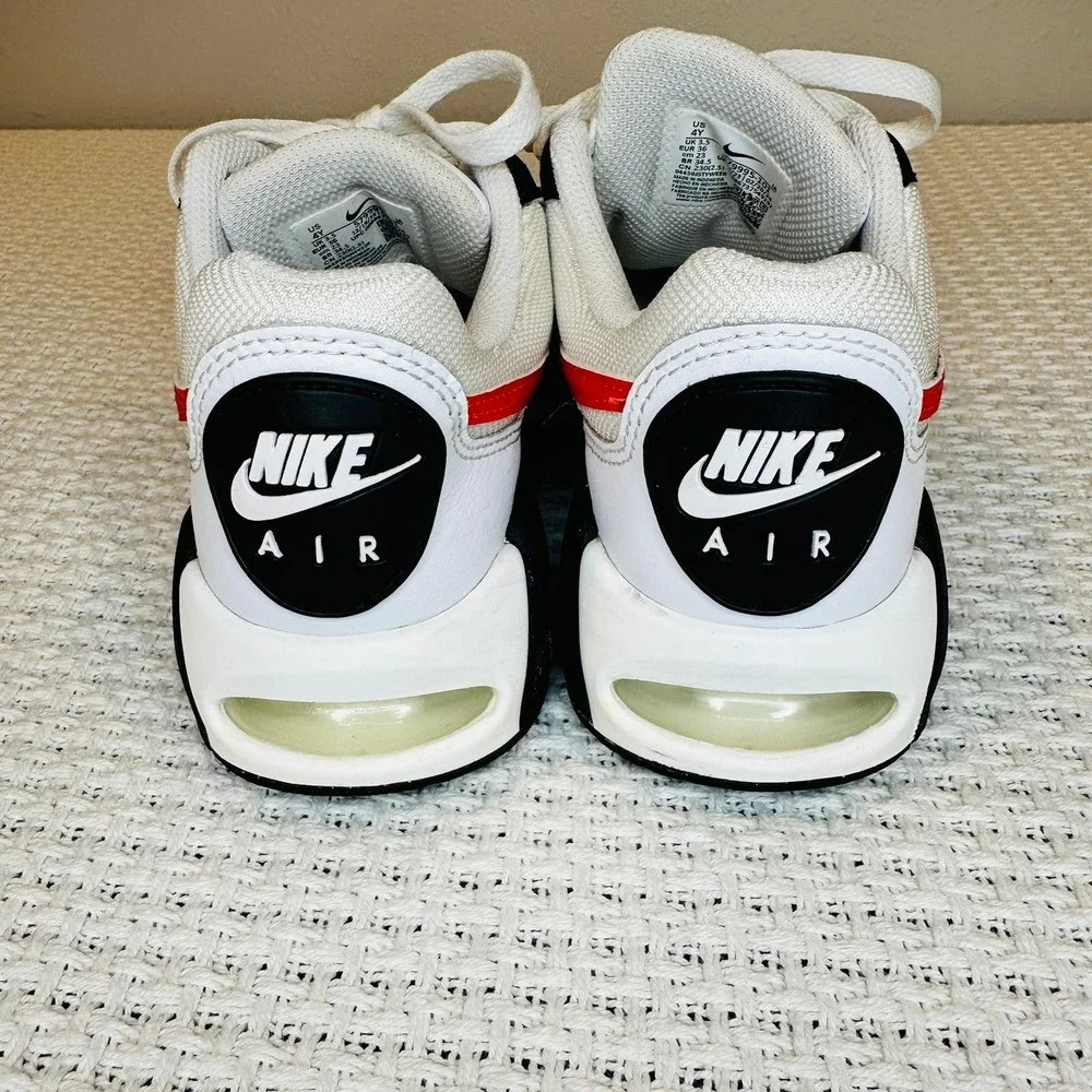 Nike Air Max IVO Kids Youth 4Y White Red Good 579995-101 Sneakers Sporty School‎